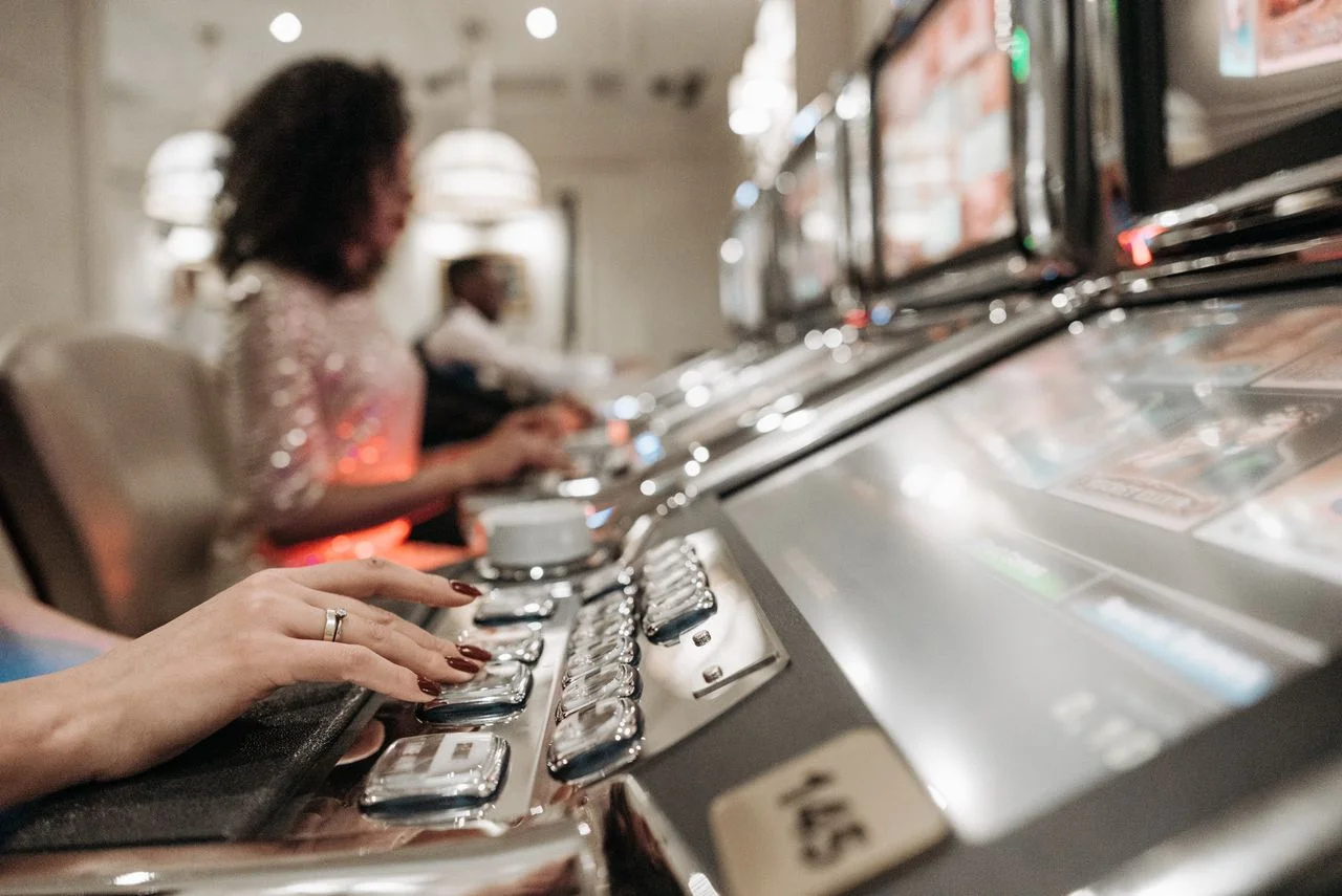 v9989 — Hệ thống game và Casino trực tuyến chính thức cho người dùng Việt